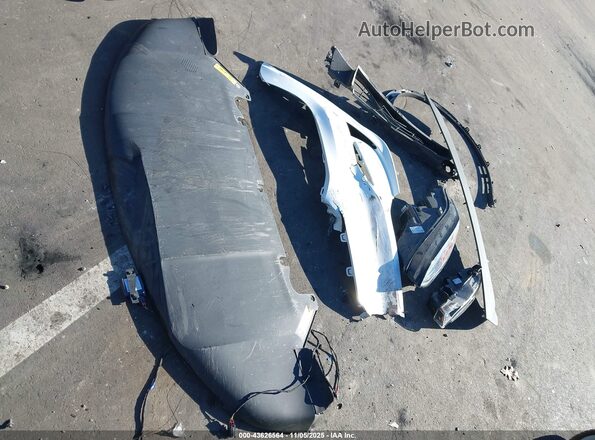 7SAXCBE66PF428863 2023 TESLA MODEL X Белый Вид панели приборов