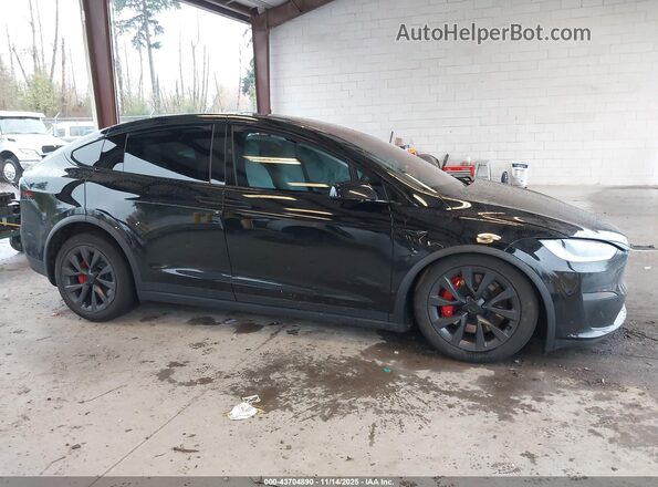 7SAXCBE67RF457369 2024 TESLA MODEL X Black Սարքավորումների վահանակի տեսք
