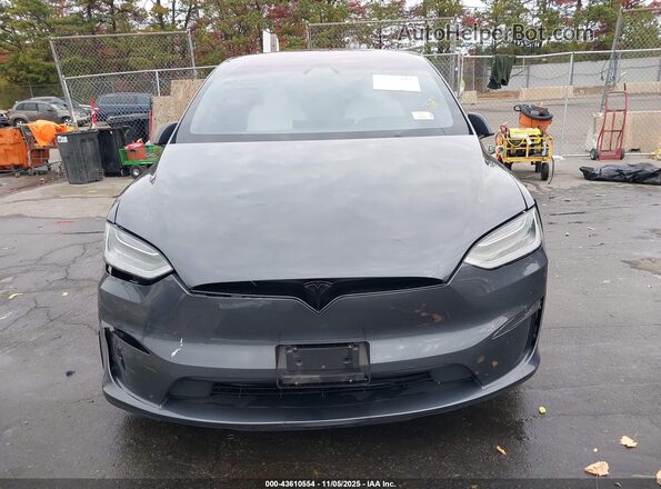 7SAXCDE53NF341129 2022 TESLA MODEL X Gray Rear interior view