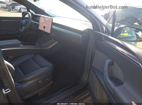 7SAXCDE55RF458622 2024 TESLA MODEL X Black Widok wnętrza z przodu