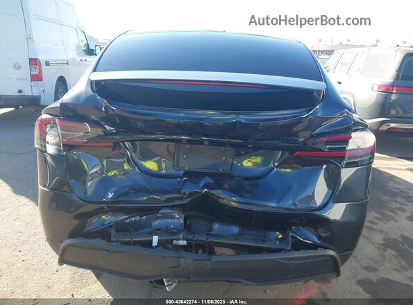 7SAXCDE55RF458622 2024 TESLA MODEL X Black 