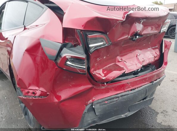 7SAYGAEE0RF149440 2024 TESLA MODEL Y Красный Вид спереди