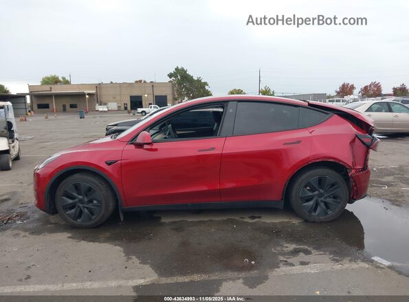 7SAYGAEE0RF149440 2024 TESLA MODEL Y Красный Вид задней части салона