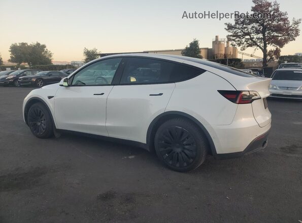7SAYGAEE2NF403918 2022 TESLA MODEL White 