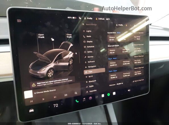 7SAYGAEE2NF558310 2022 TESLA MODEL Y Gray უკანა სავარძლების ხედი