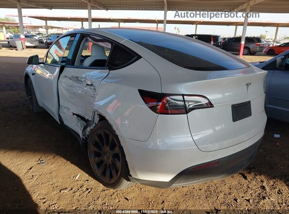 7SAYGAEE2RF122644 2024 TESLA MODEL Y White Задня ліва чверть
