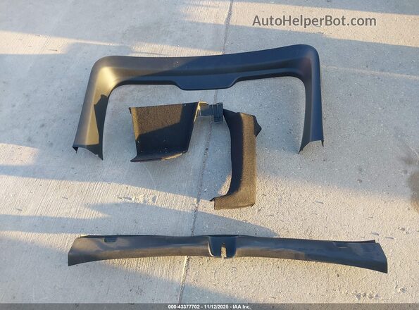 7SAYGAEE4RF039040 2024 TESLA MODEL Y White Вид щитка приладів