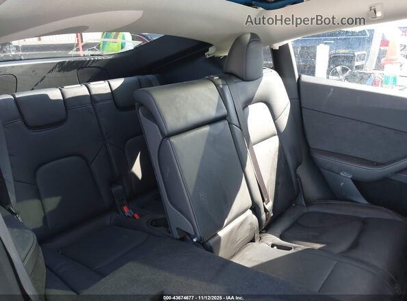 7SAYGAEE6RF155047 2024 TESLA MODEL Y Blue VIN կոդի պիտակի տեսք