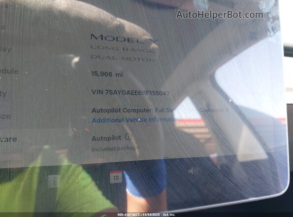 7SAYGAEE6RF155047 2024 TESLA MODEL Y Blue Հետևի նստատեղերի տեսք