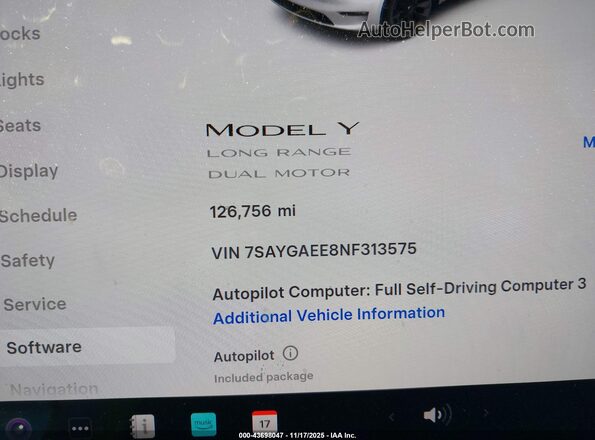 7SAYGAEE8NF313575 2022 TESLA MODEL Y White 