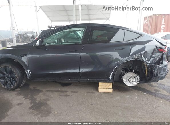 7SAYGDED1RF121204 2024 TESLA MODEL Y Gray სალონის 360-გრადუსიანი ხედი