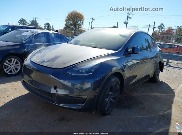 7SAYGDED1SA368287 2025 TESLA MODEL Y Gray Front left