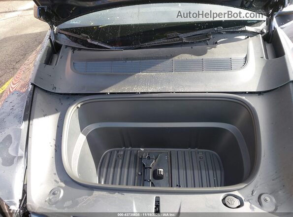 7SAYGDED2TF385362 2026 TESLA MODEL Y Gray Հետևի տեսք