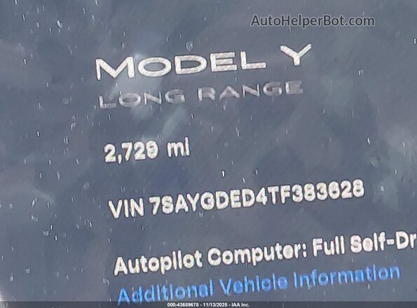7SAYGDED4TF383628 2026 TESLA MODEL Y Gray Widok wnętrza 360 stopni