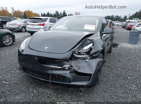 7SAYGDED5SF258801 2025 TESLA MODEL Y Серый Вид спереди