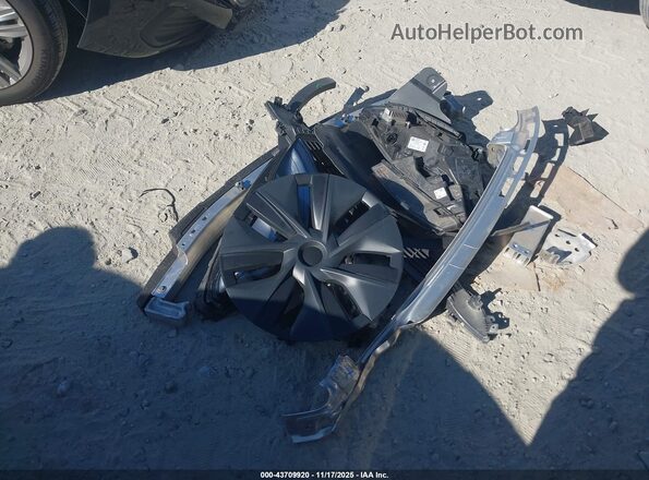 7SAYGDED6SA354384 2025 TESLA MODEL Y Silver 