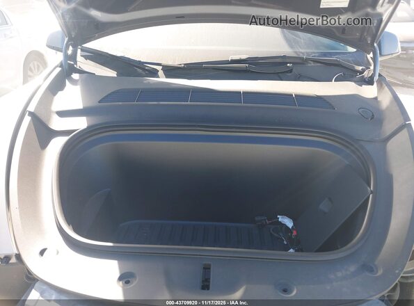 7SAYGDED6SA354384 2025 TESLA MODEL Y Silver 