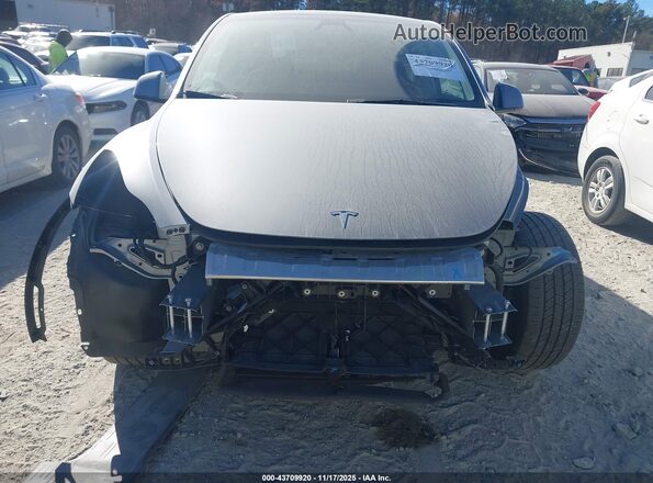 7SAYGDED6SA354384 2025 TESLA MODEL Y Silver 
