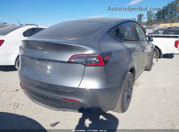 7SAYGDED6SA354384 2025 TESLA MODEL Y Silver 