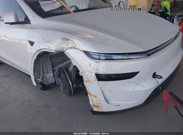 7SAYGDED6TA427996 2026 TESLA MODEL Y White Vista frontal