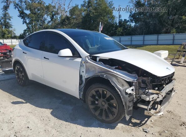 7SAYGDEE1NF327903 2022 TESLA MODEL Белый Передняя правая четверть