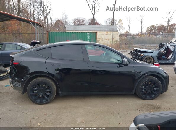 7SAYGDEE1NF356432 2022 TESLA MODEL Y Black 