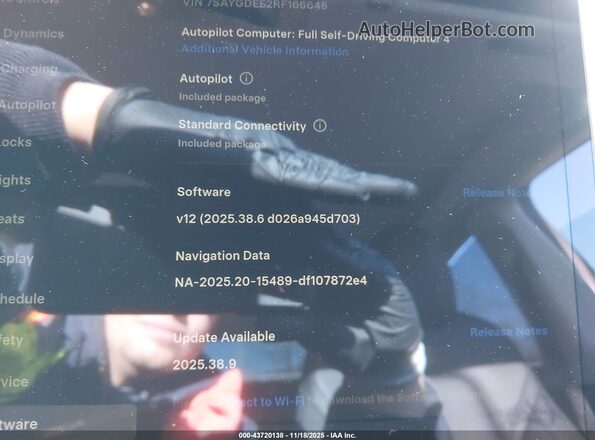 7SAYGDEE2RF166645 2024 TESLA MODEL Y Gray 
