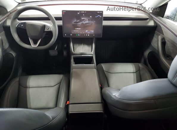 7SAYGDEE2TA384993 2026 TESLA MODEL Charcoal Widok deski rozdzielczej