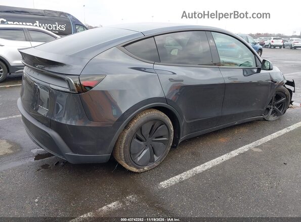 7SAYGDEE2TA470921 2026 TESLA MODEL Y Gray 