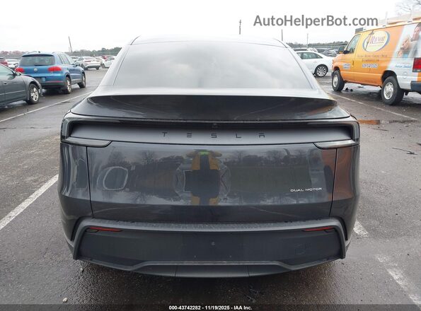 7SAYGDEE2TA470921 2026 TESLA MODEL Y Gray 