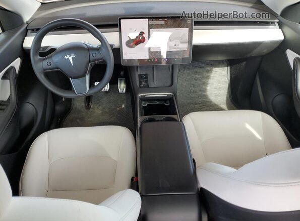 7SAYGDEE3NF324467 2022 TESLA MODEL White Dashboard view