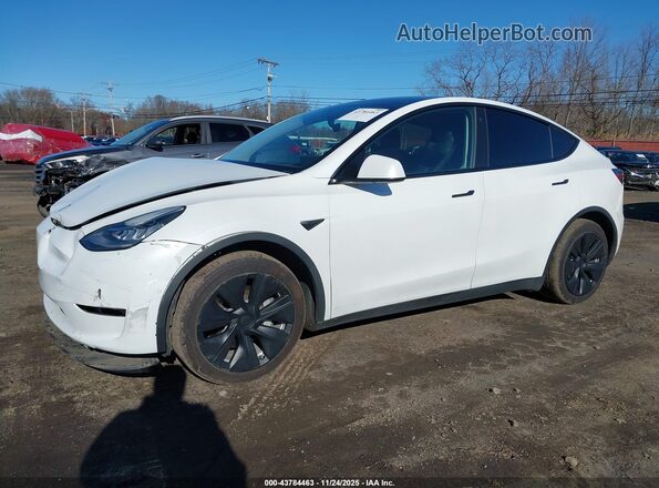 7SAYGDEE3NF376116 2022 TESLA MODEL Y White 