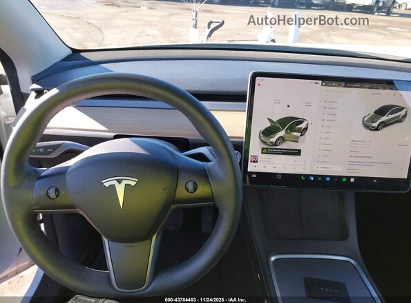 7SAYGDEE3NF376116 2022 TESLA MODEL Y White 