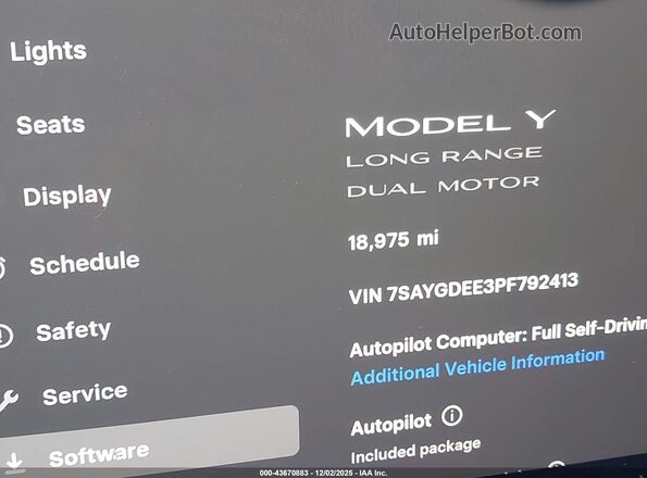 7SAYGDEE3PF792413 2023 TESLA MODEL Y White Widok tylnych siedzeń