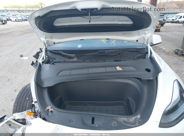 7SAYGDEE3PF792413 2023 TESLA MODEL Y White Widok z tyłu