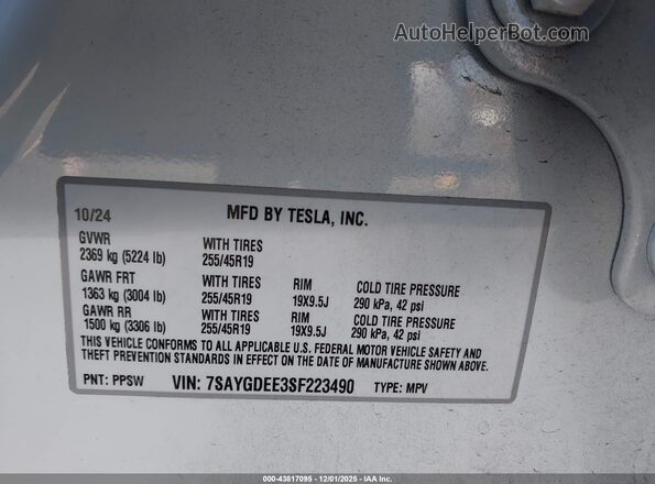 7SAYGDEE3SF223490 2025 TESLA MODEL Y White Vista del compartimento del motor