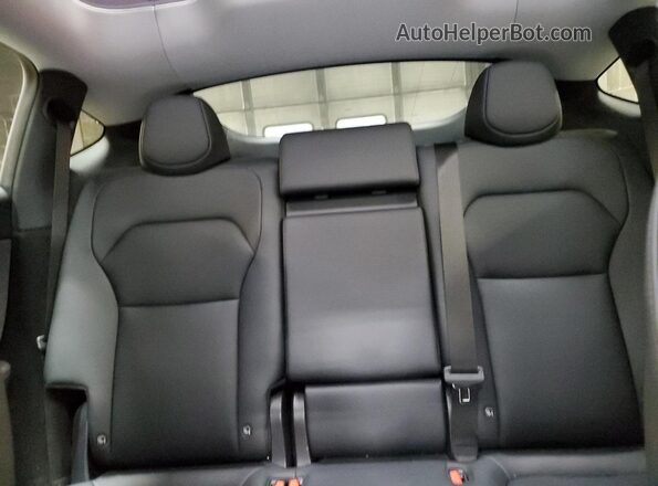 7SAYGDEE4TA389175 2026 TESLA MODEL Gray უკანა სავარძლების ხედი
