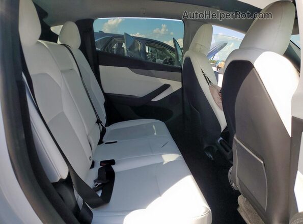 7SAYGDEE5TA406677 2026 TESLA MODEL White 