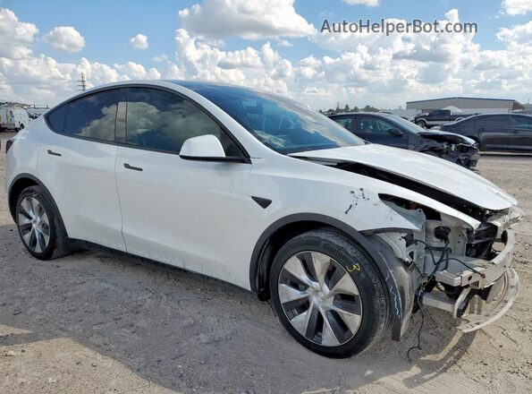 7SAYGDEE6NF327170 2022 TESLA MODEL Белый Передняя правая четверть