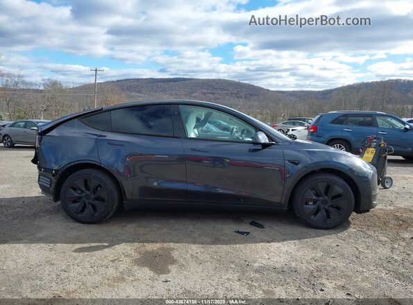 7SAYGDEE6RA321209 2024 TESLA MODEL Y Gray Vista interior de 360 grados