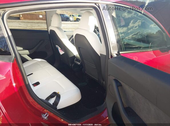 7SAYGDEE7RA260808 2024 TESLA MODEL Y Red VIN sticker view
