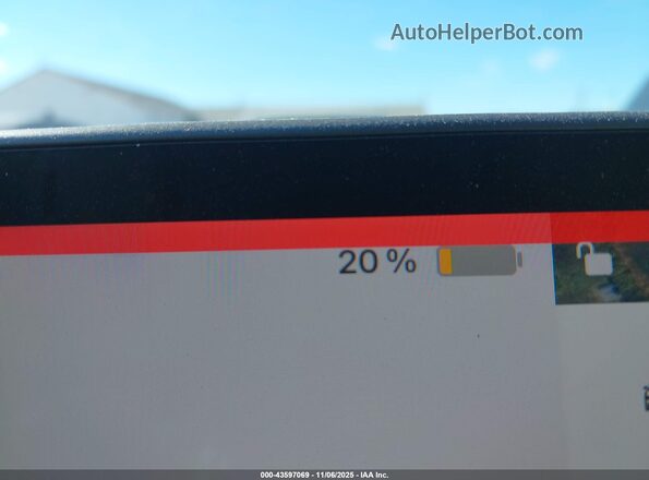 7SAYGDEE7RF198376 2024 TESLA MODEL Y Black 
