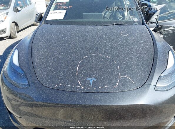 7SAYGDEE7RF198376 2024 TESLA MODEL Y Black უკანა ხედი