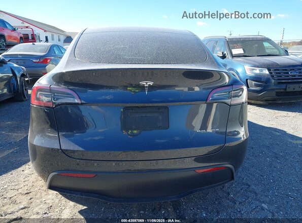 7SAYGDEE7RF198376 2024 TESLA MODEL Y Black 