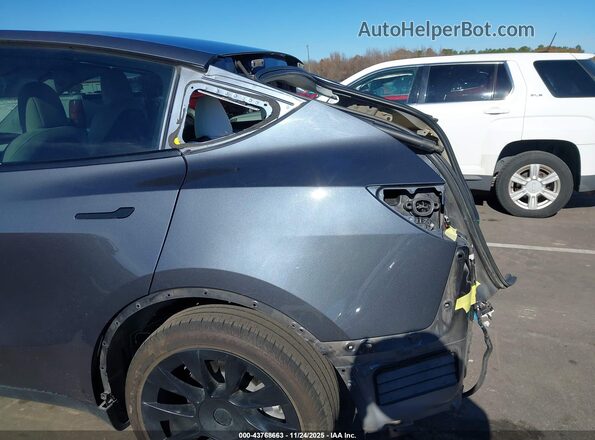7SAYGDEE8NF311908 2022 TESLA MODEL Y Gray 