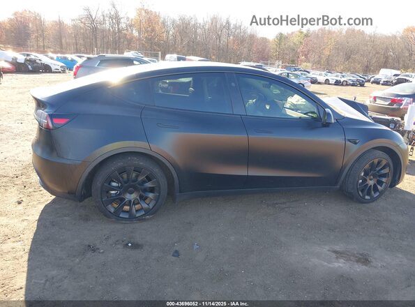 7SAYGDEE8RA237988 2024 TESLA MODEL Y Черный Вид щитка приборов