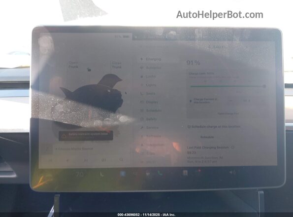 7SAYGDEE8RA237988 2024 TESLA MODEL Y Черный 