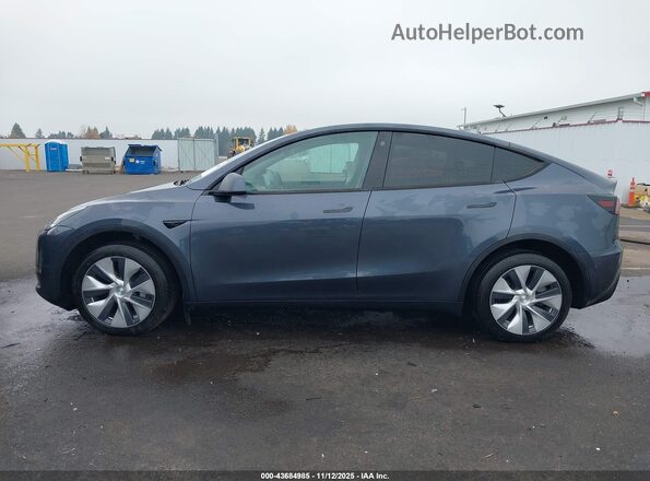7SAYGDEE9NF509753 2022 TESLA MODEL Y Gray 