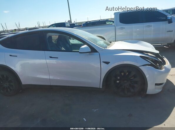 7SAYGDEE9PA076306 2023 TESLA MODEL Y White 