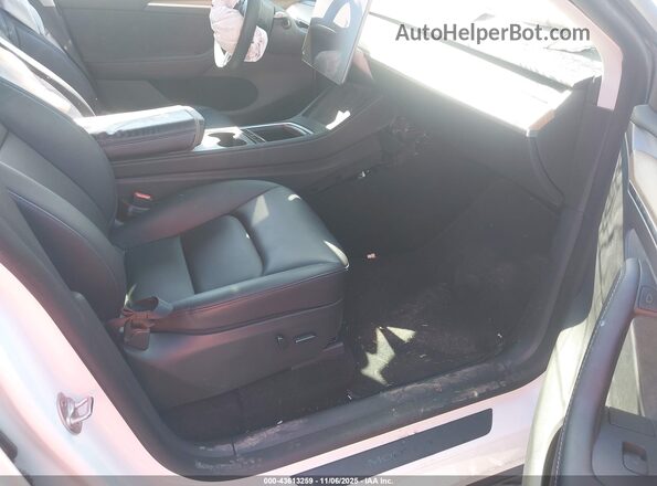 7SAYGDEE9PA076306 2023 TESLA MODEL Y White 